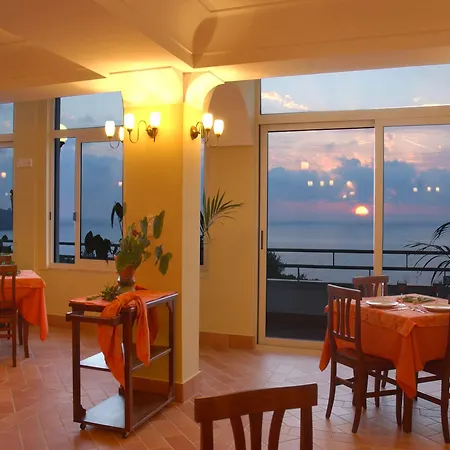 Hotel Baia-2